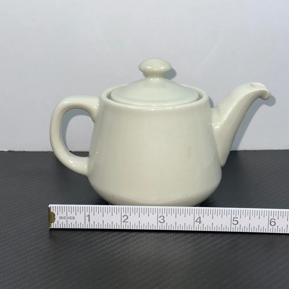 Hall China Cream Small Teapot‎ Made in USA Vintage Restaurant Ware
